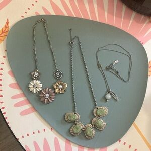 Floral and Gemstone Necklace Set